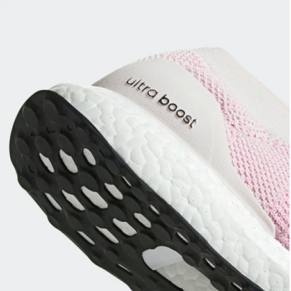 NWT adidas ULTRABOOST LACELESS PINK SHOES - Picture 7 of 7